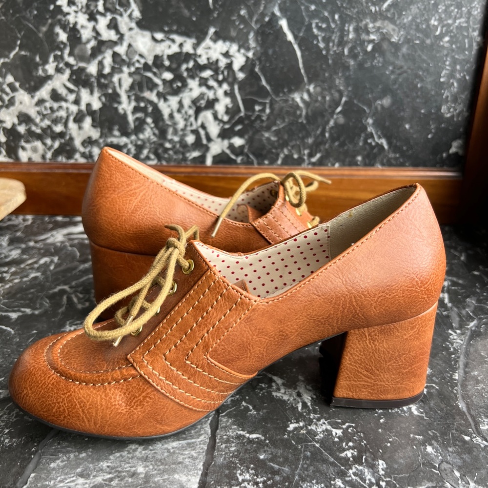 BAIT Shoes tan 6.5 - Picture 2 of 7